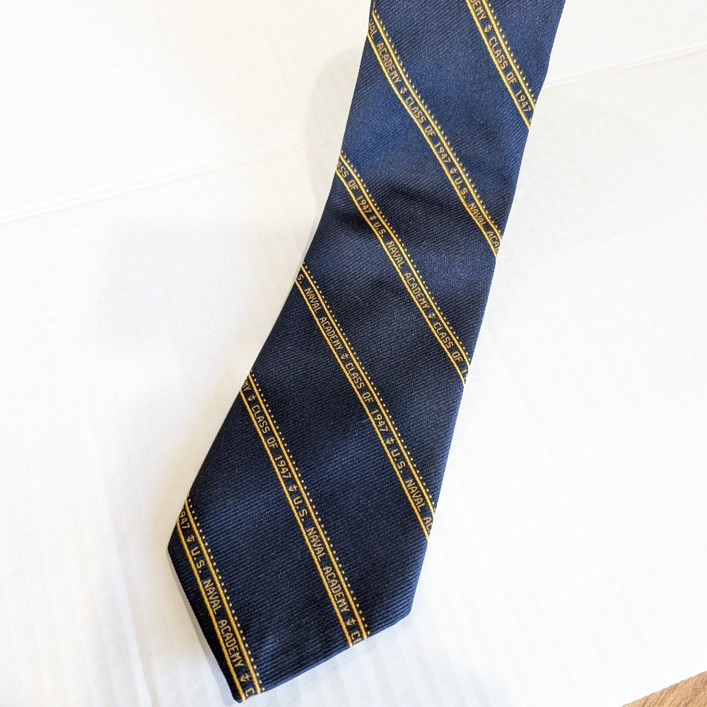 Vintage Michael Bruce by Harstan USA  U.S. Naval Academy Class of 1947 Necktie
